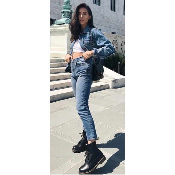 SOLD Who What Wear Ruffle Denim Jacket EUC - Picture 4 of 10